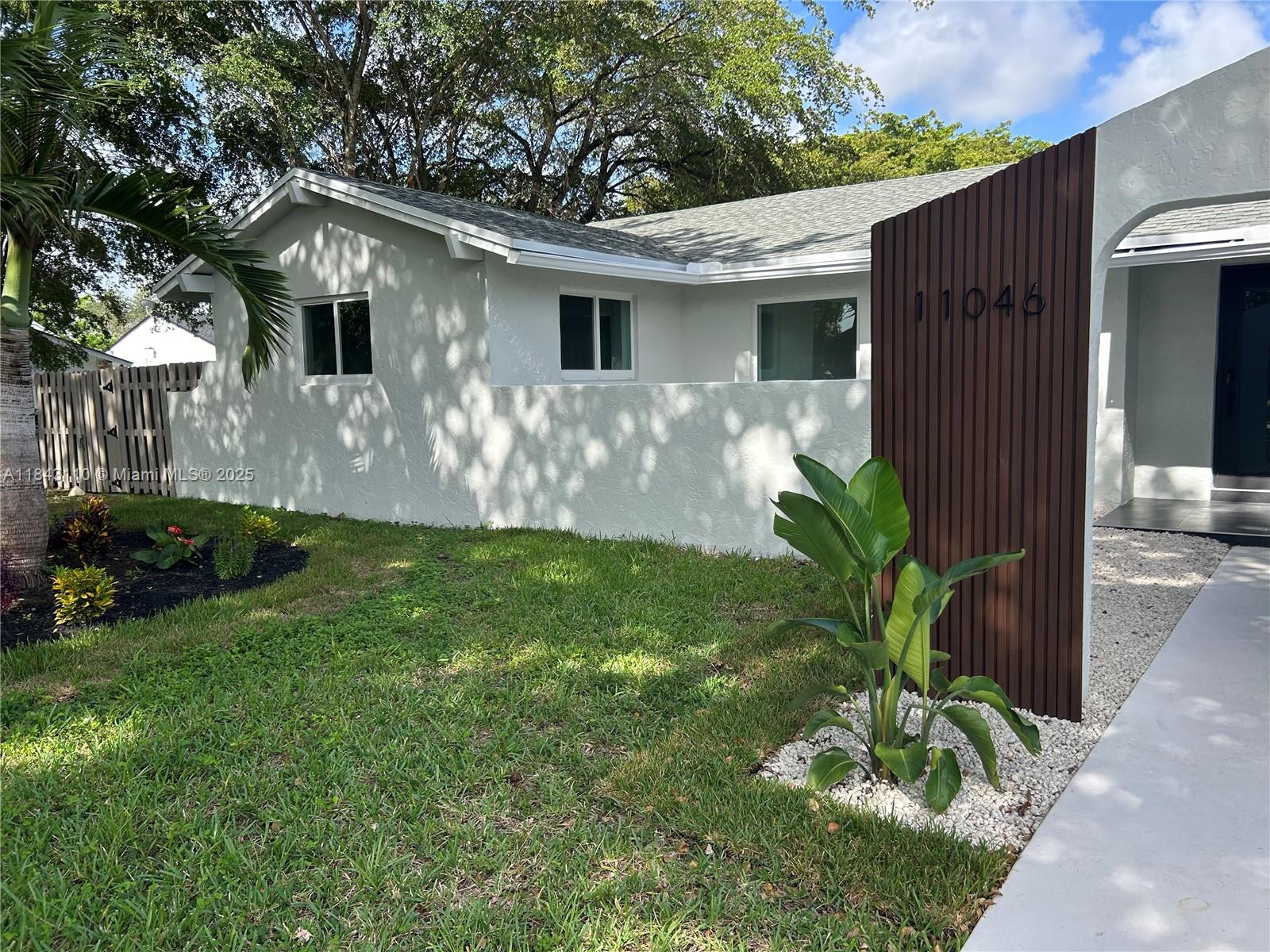 A11843110 Property Photo 1