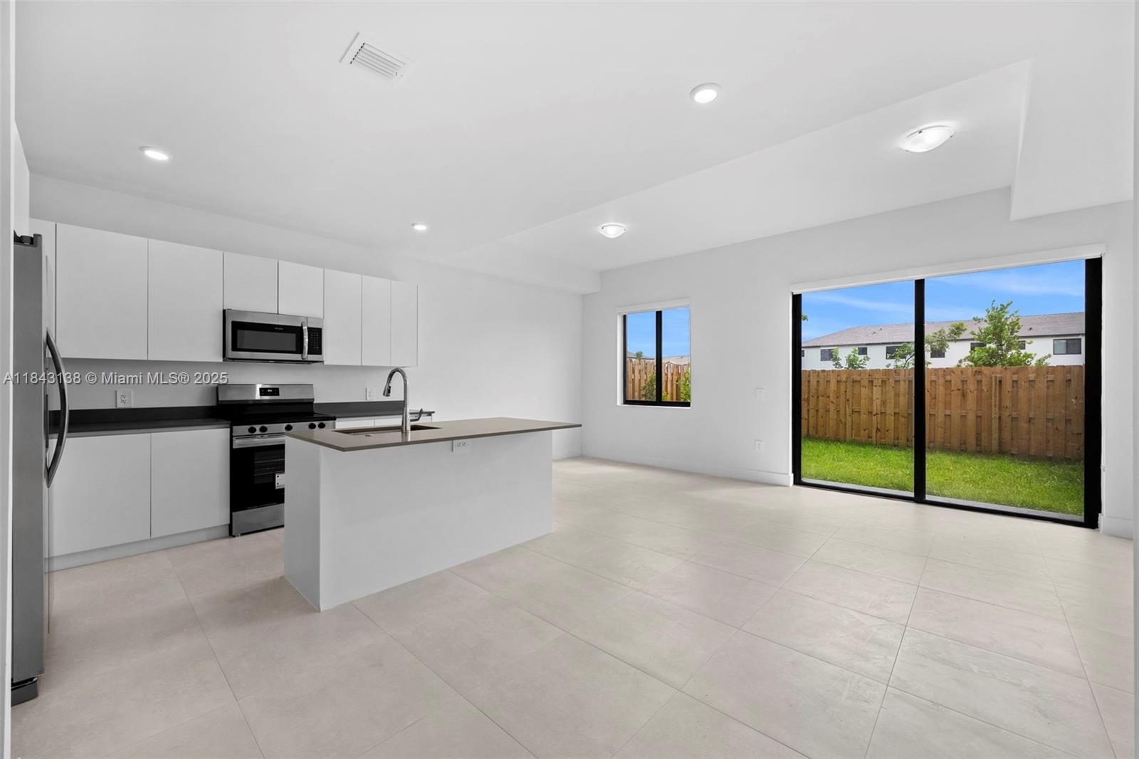 18968 SW 344th Ter 18968 Property Photo 1