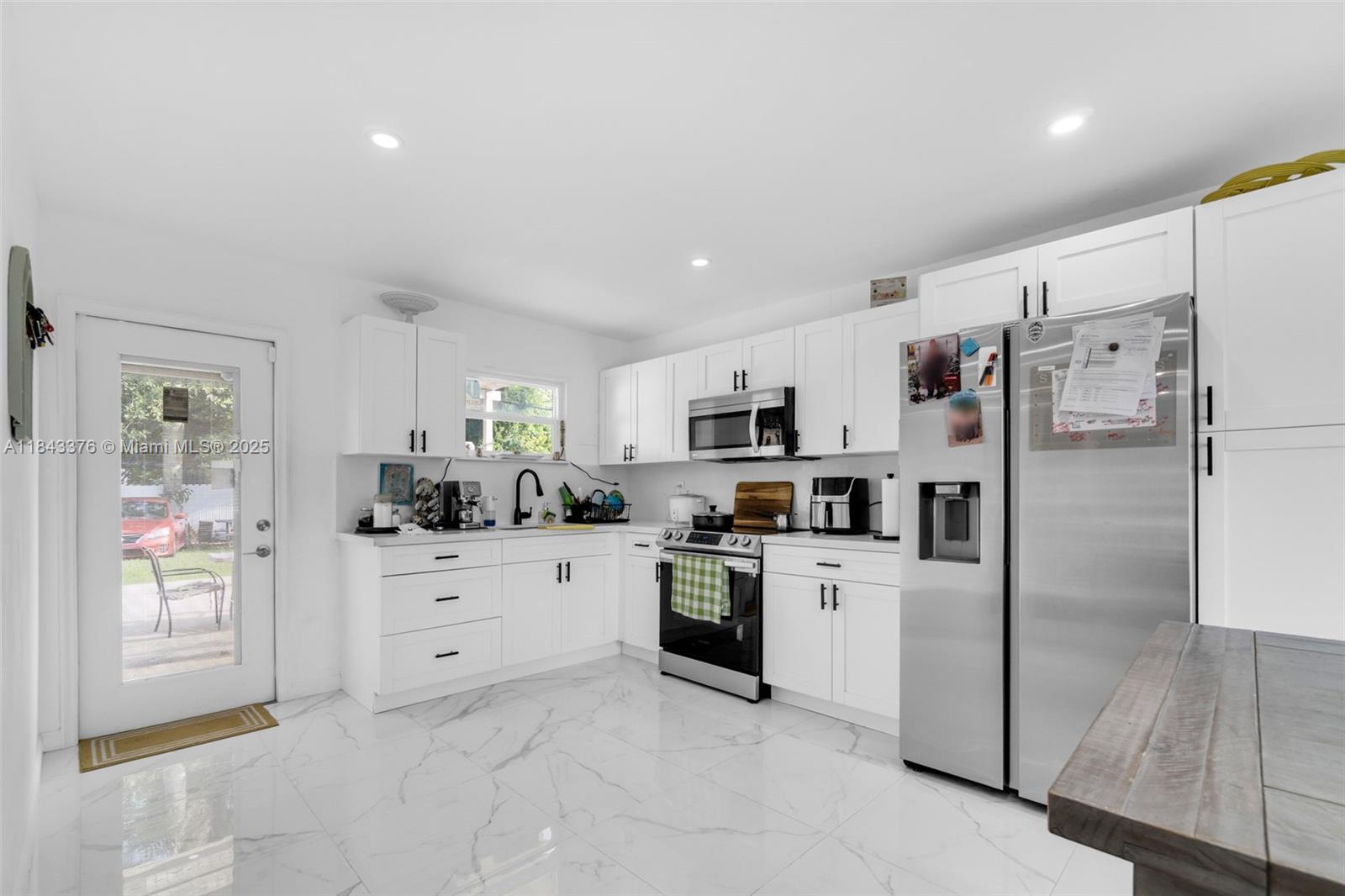 15530 Harrison Dr Property Photo 13