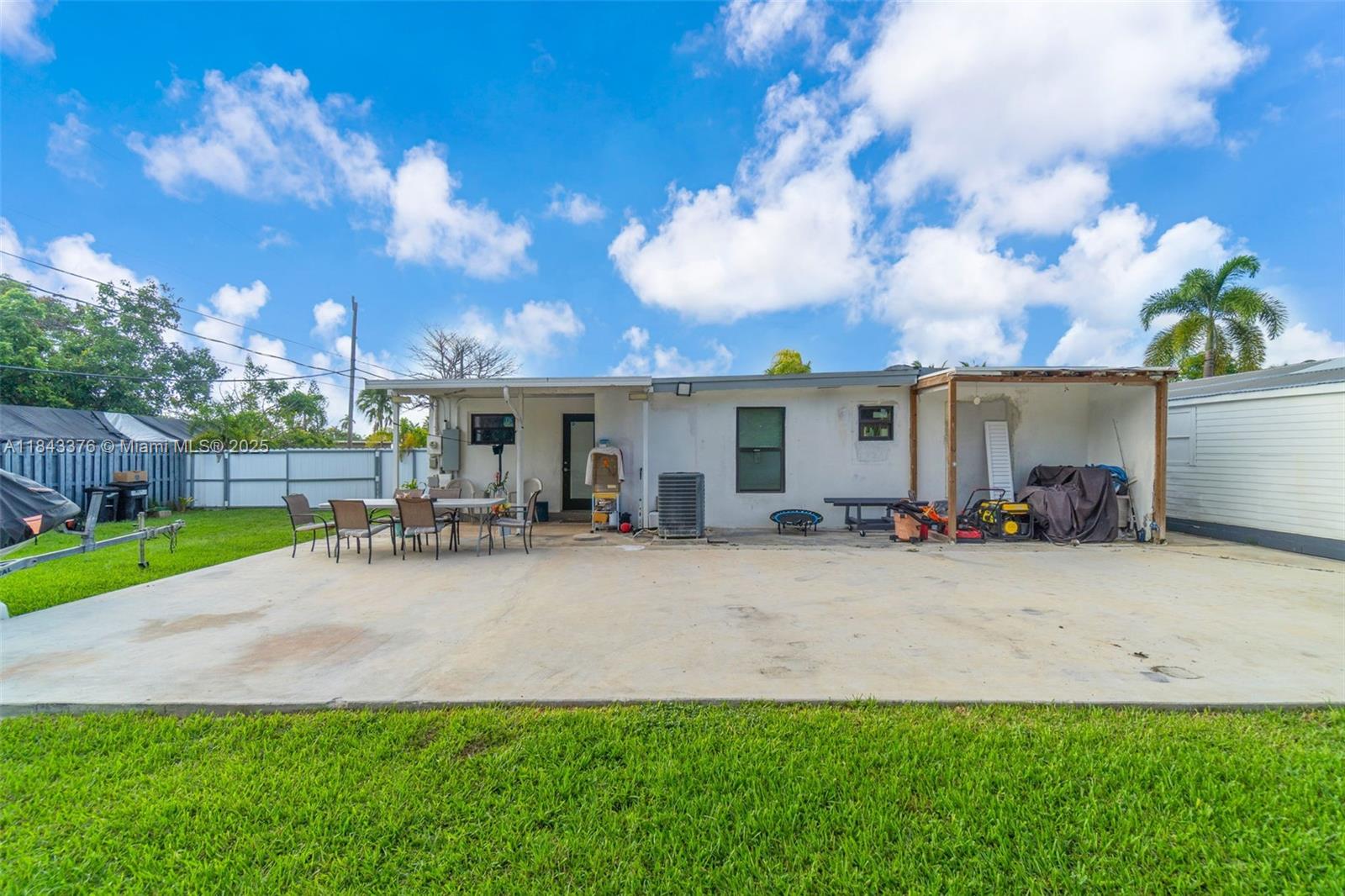 15530 Harrison Dr Property Photo 26