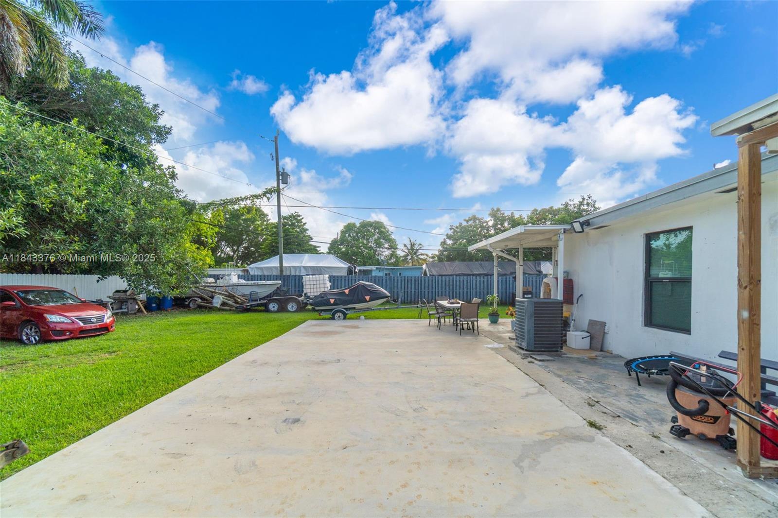 15530 Harrison Dr Property Photo 32