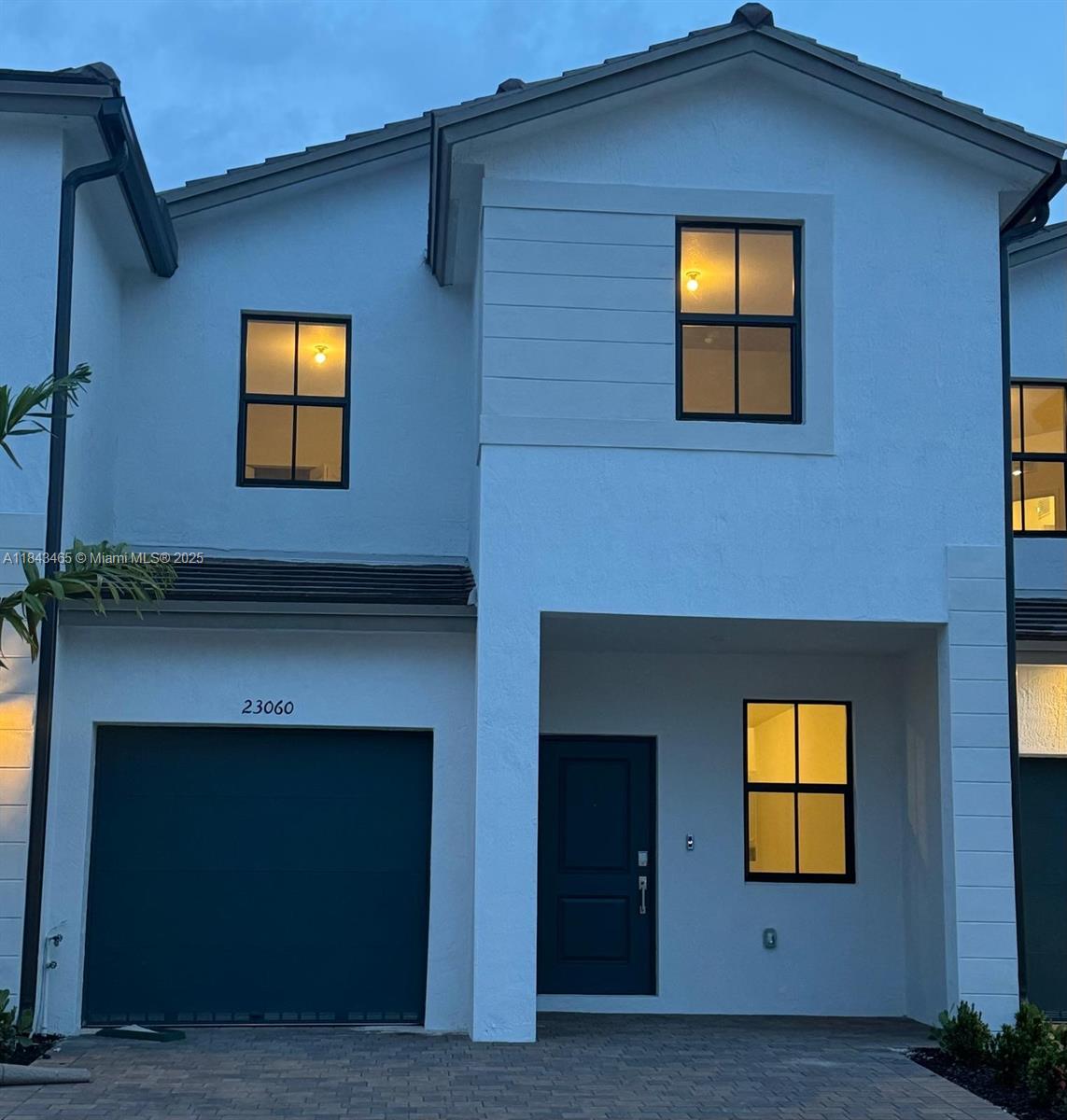 23052 Sw 129th Pl Property Photo 1