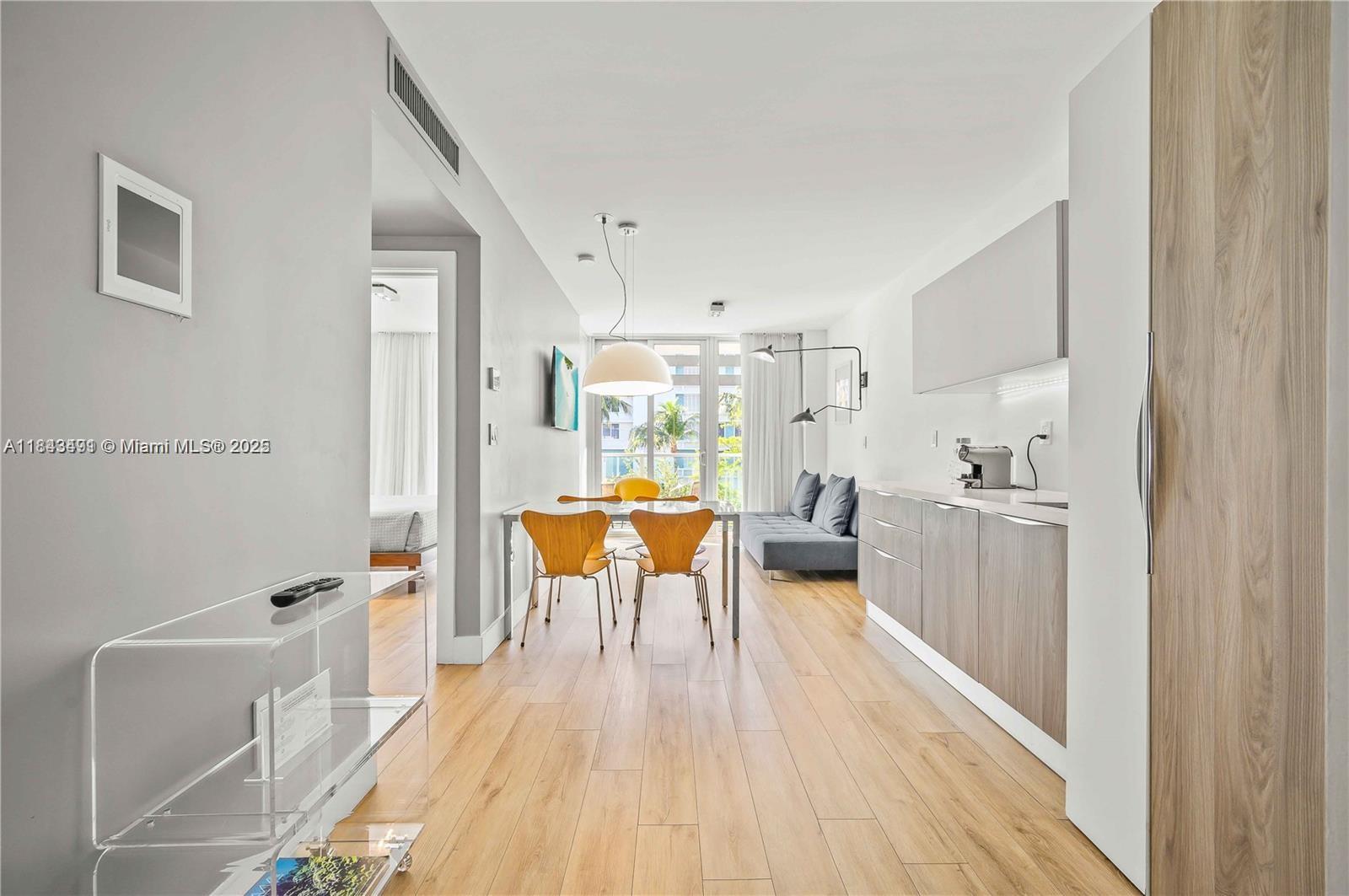 1215 West Ave 303 Property Photo 1