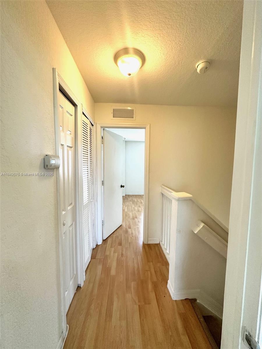 1685 Se 31st Ct Property Photo 13