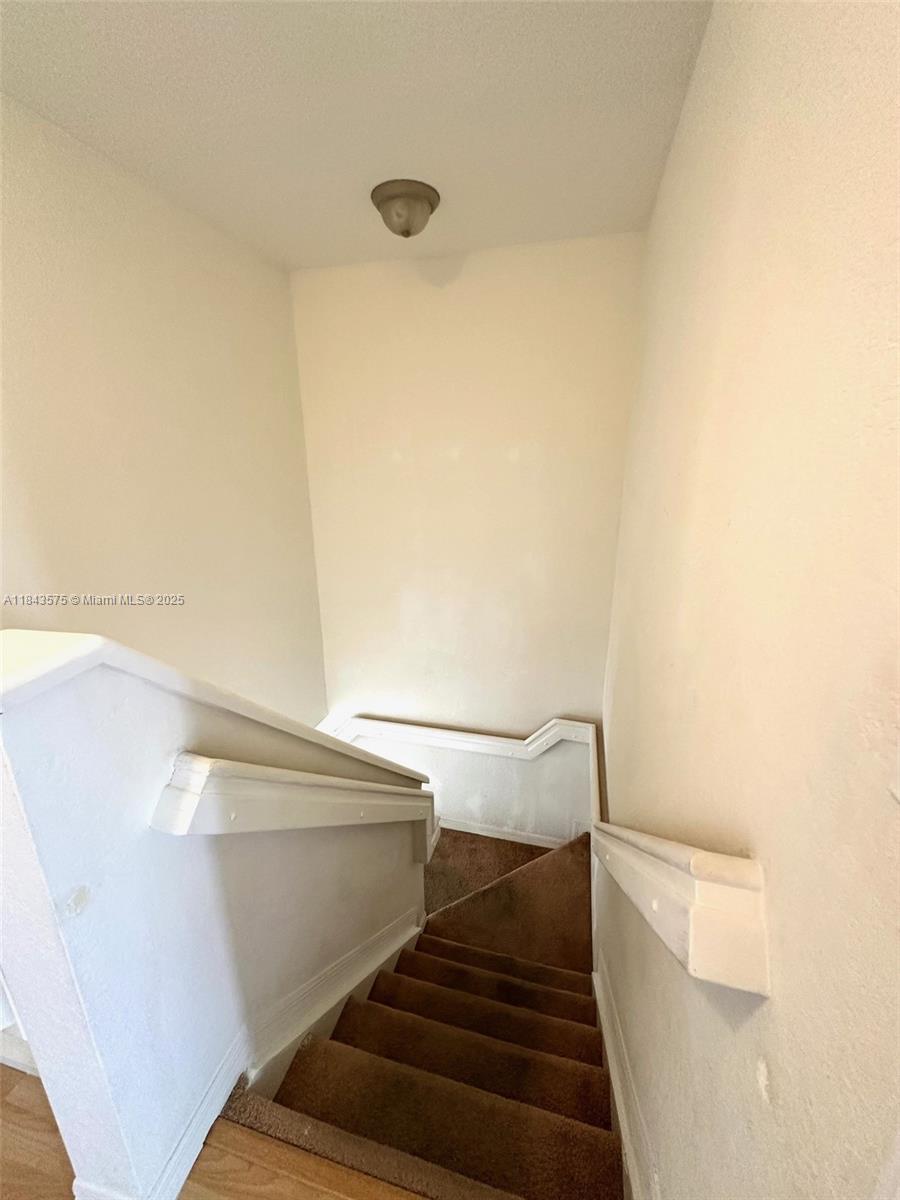 1685 Se 31st Ct Property Photo 15
