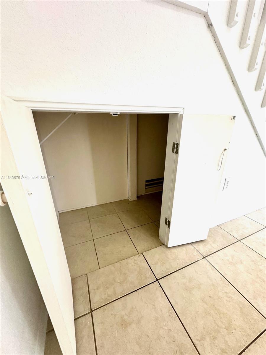 1685 Se 31st Ct Property Photo 26