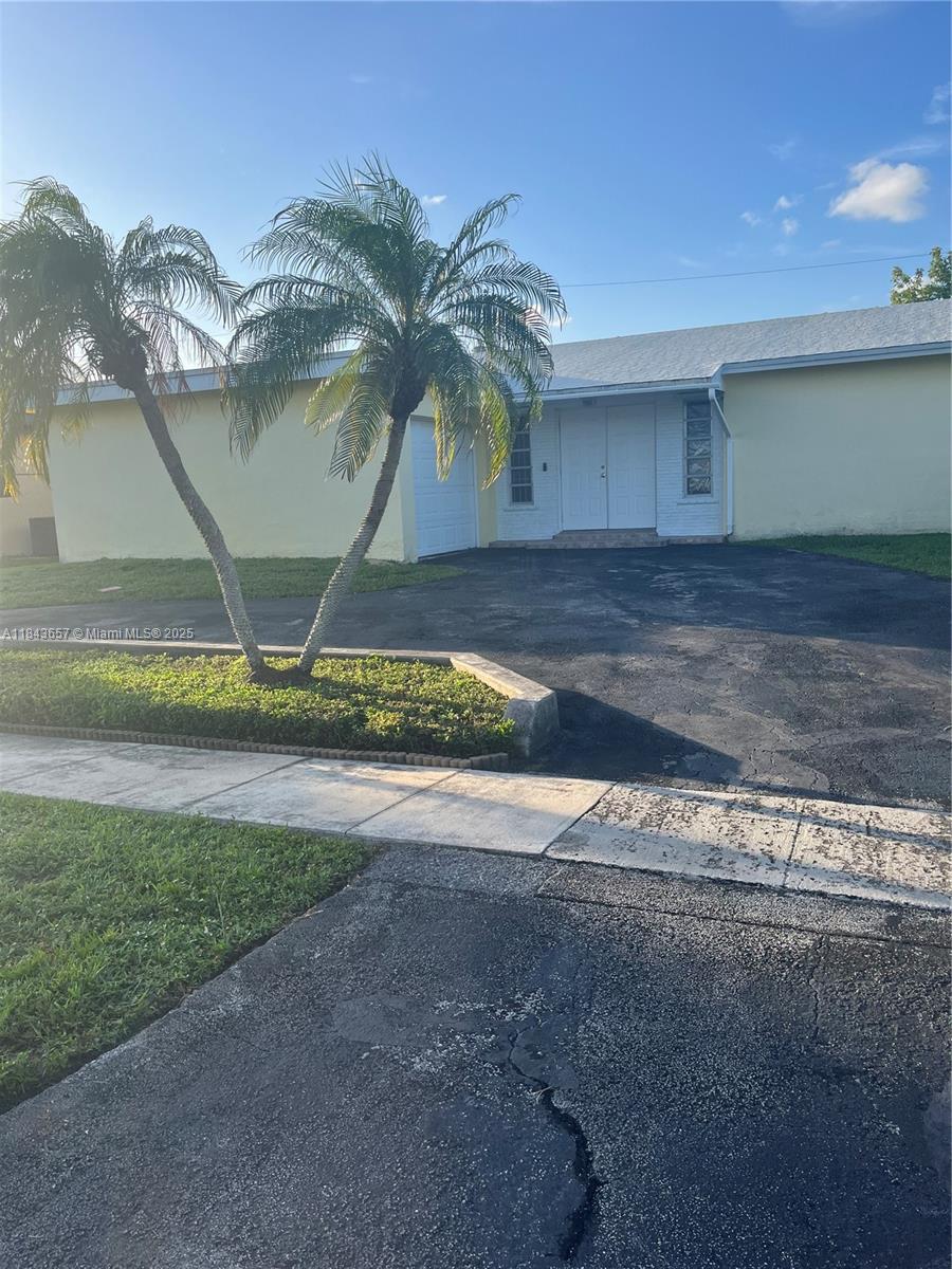 11711 Nw 29th St Property Photo 1