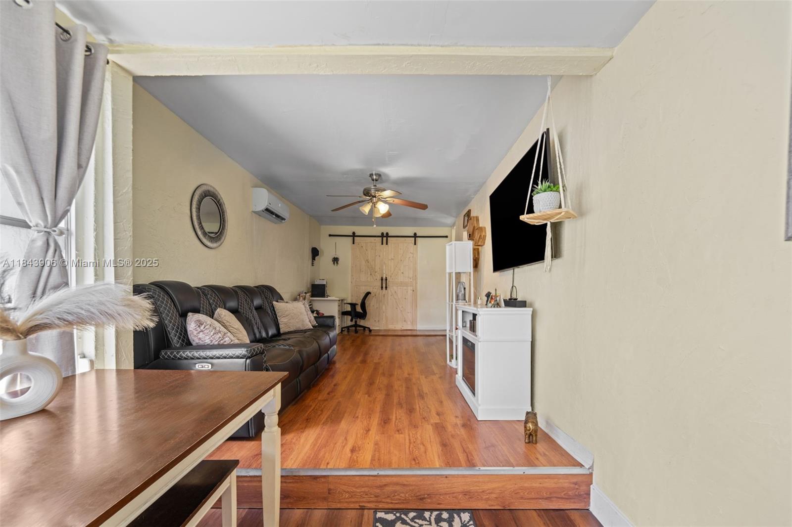 3143 NW 59th St