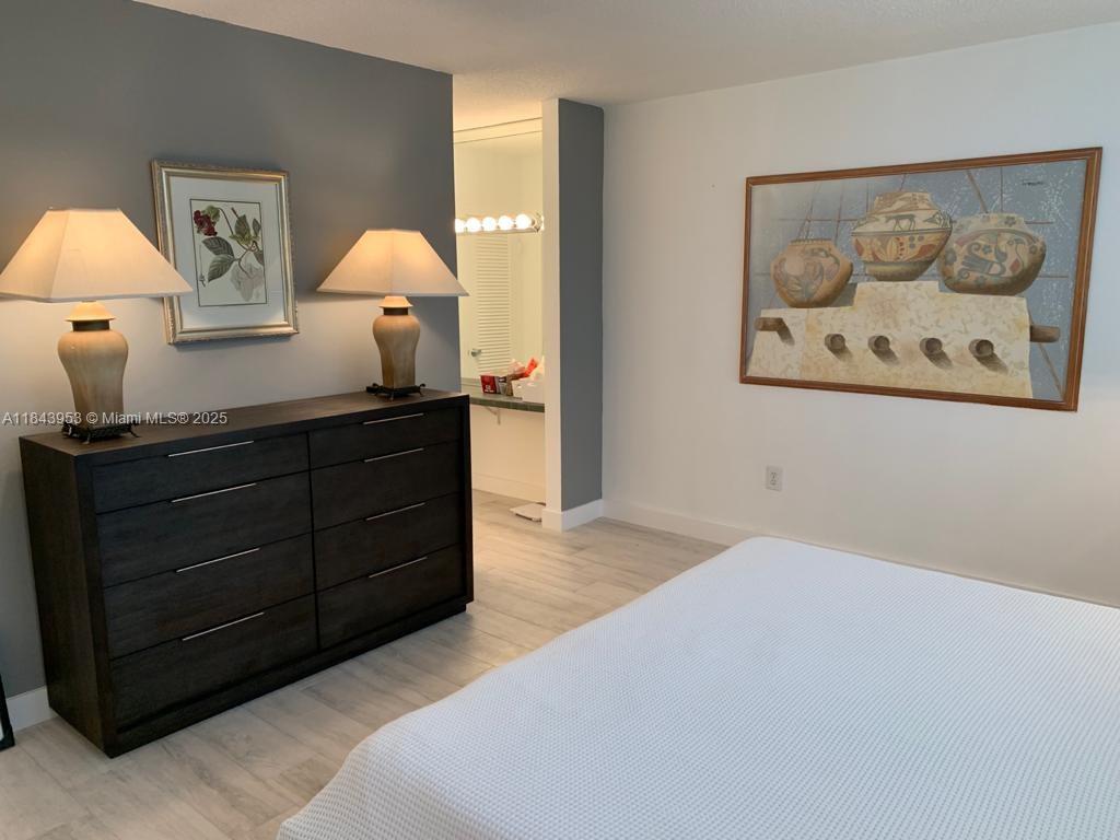 800 West Ave 520 Property Photo 11