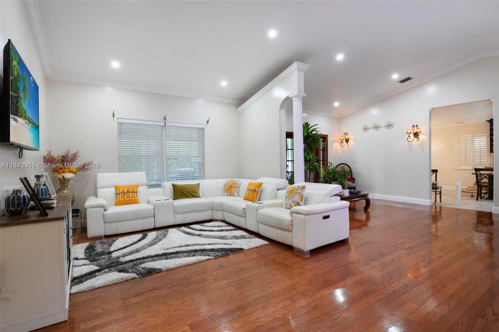 28401 Sw 158th Ct Property Photo 2