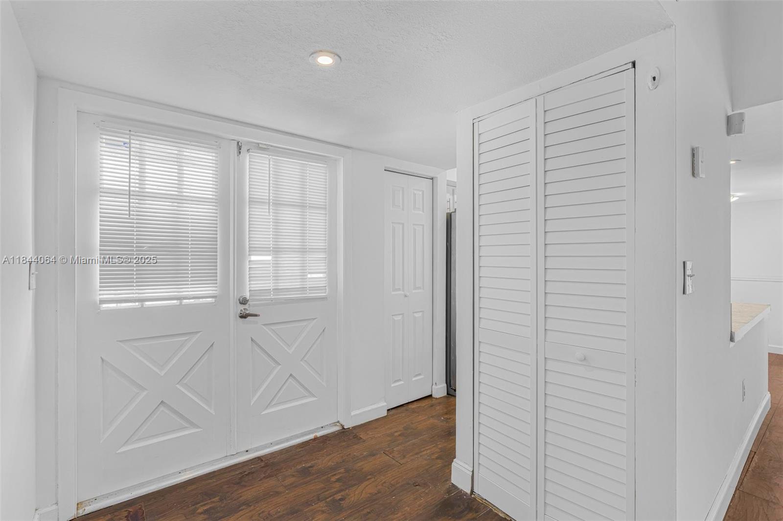 1312 N Quetzal Ct Property Photo 5