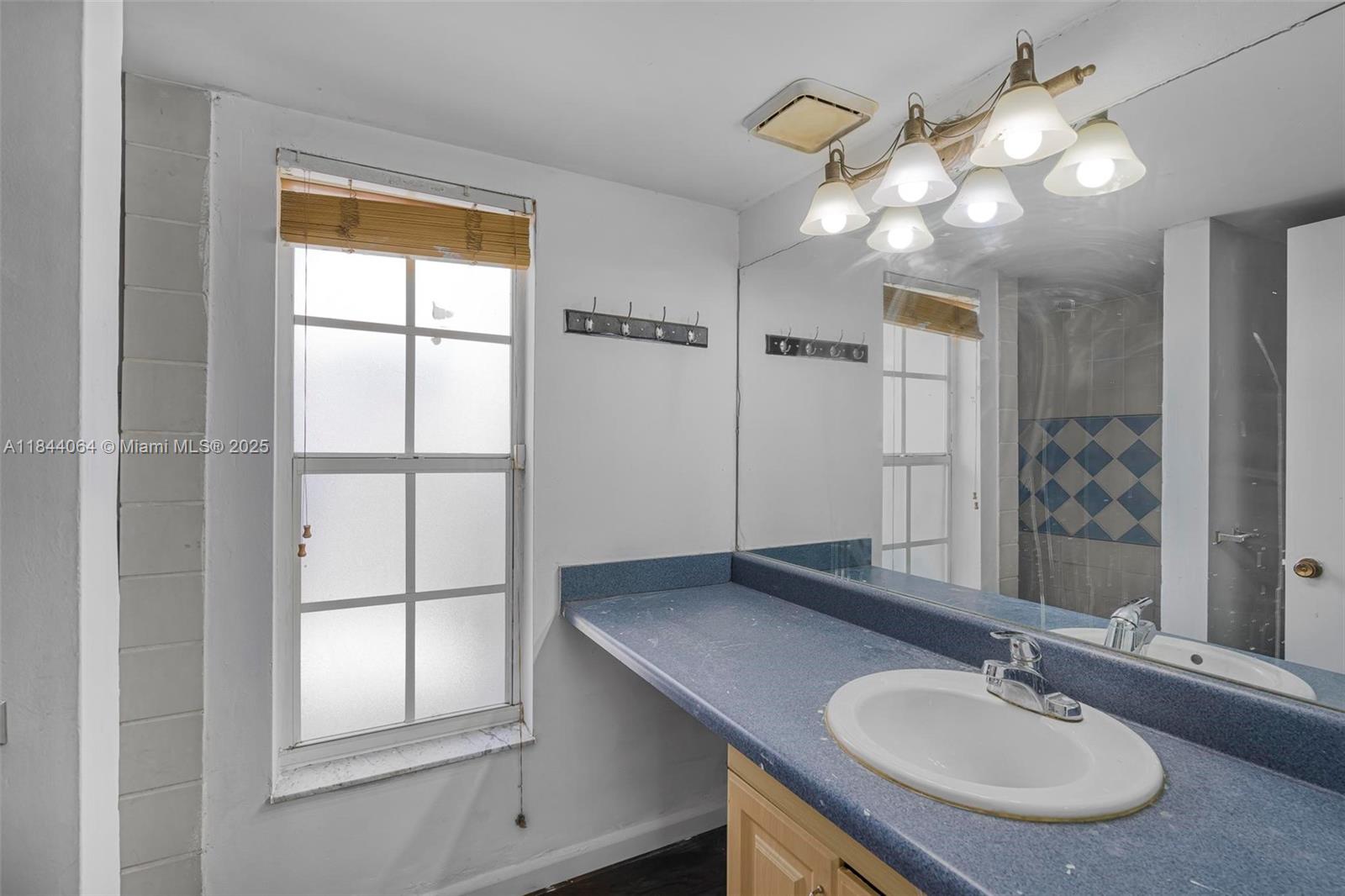 1312 N Quetzal Ct Property Photo 20