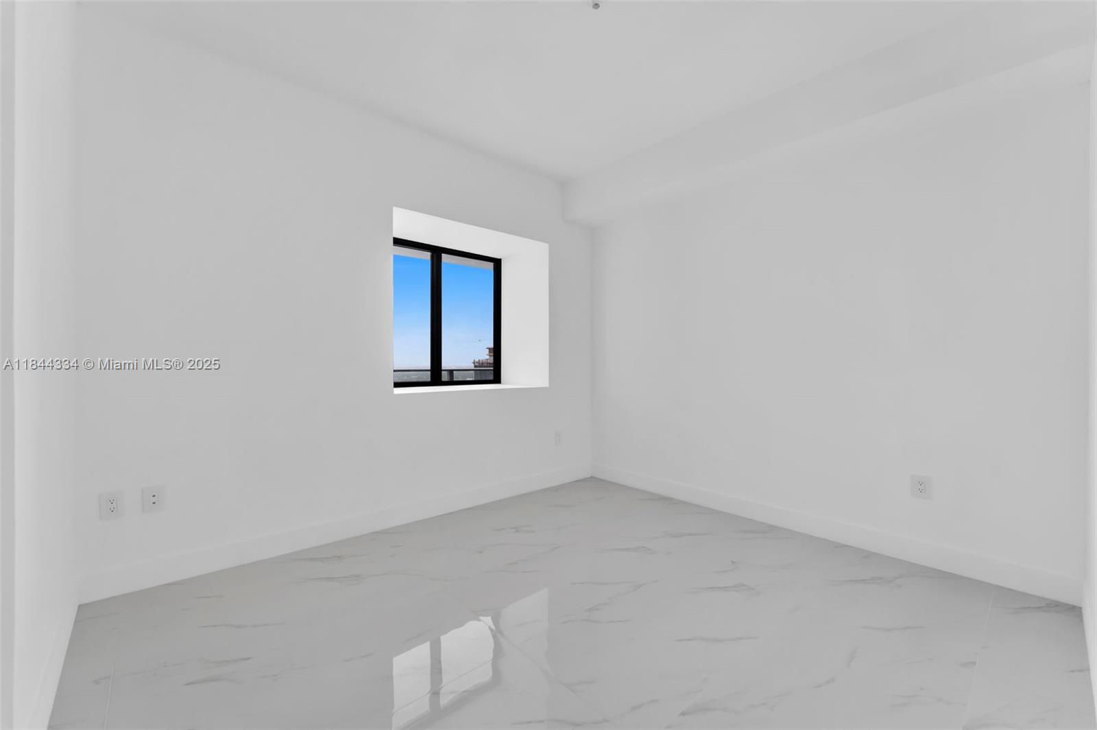 700 Ne 24 Street 3806 Property Photo 29