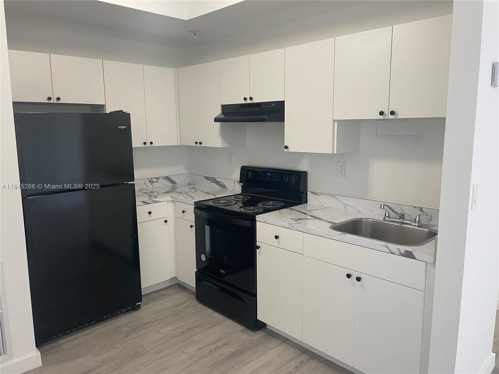 A11845266 Property Photo 8