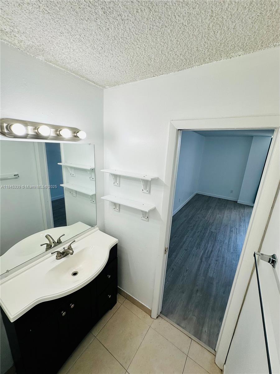 2020 Ne 135th St 807 Property Photo 11