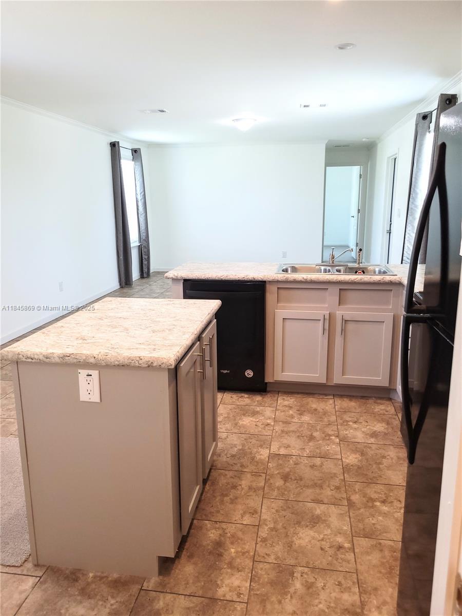 799 Hazel St 799 Property Photo 10