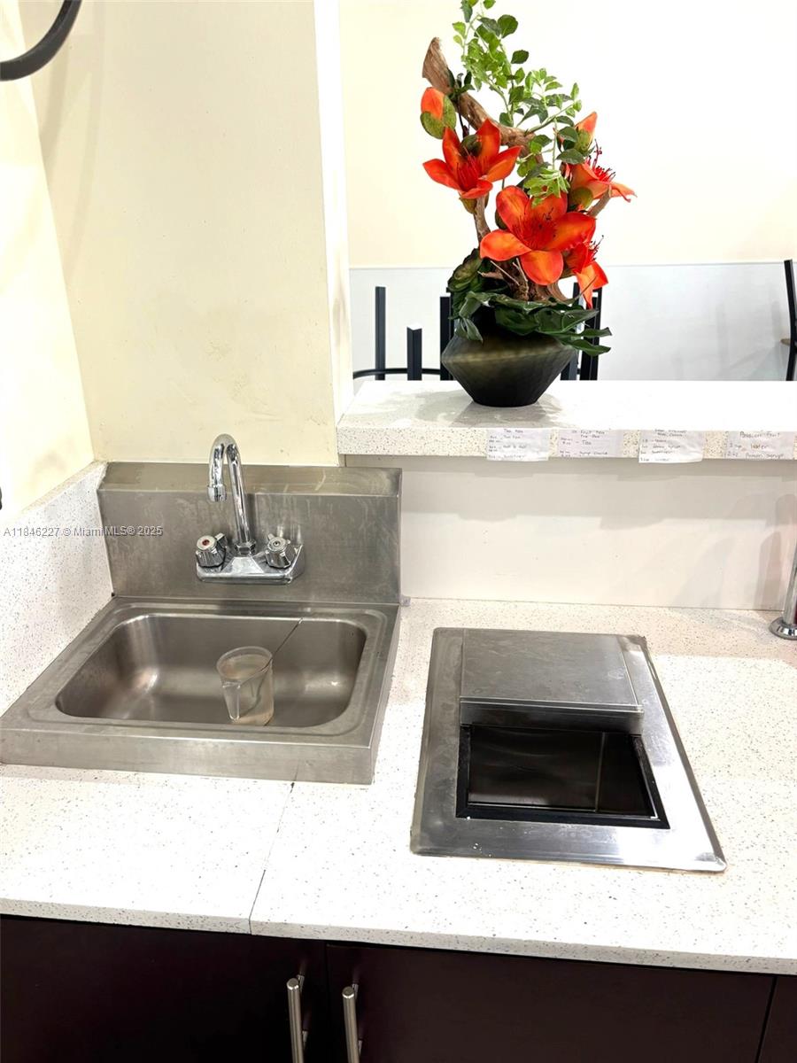 A11846227 Property Photo 14