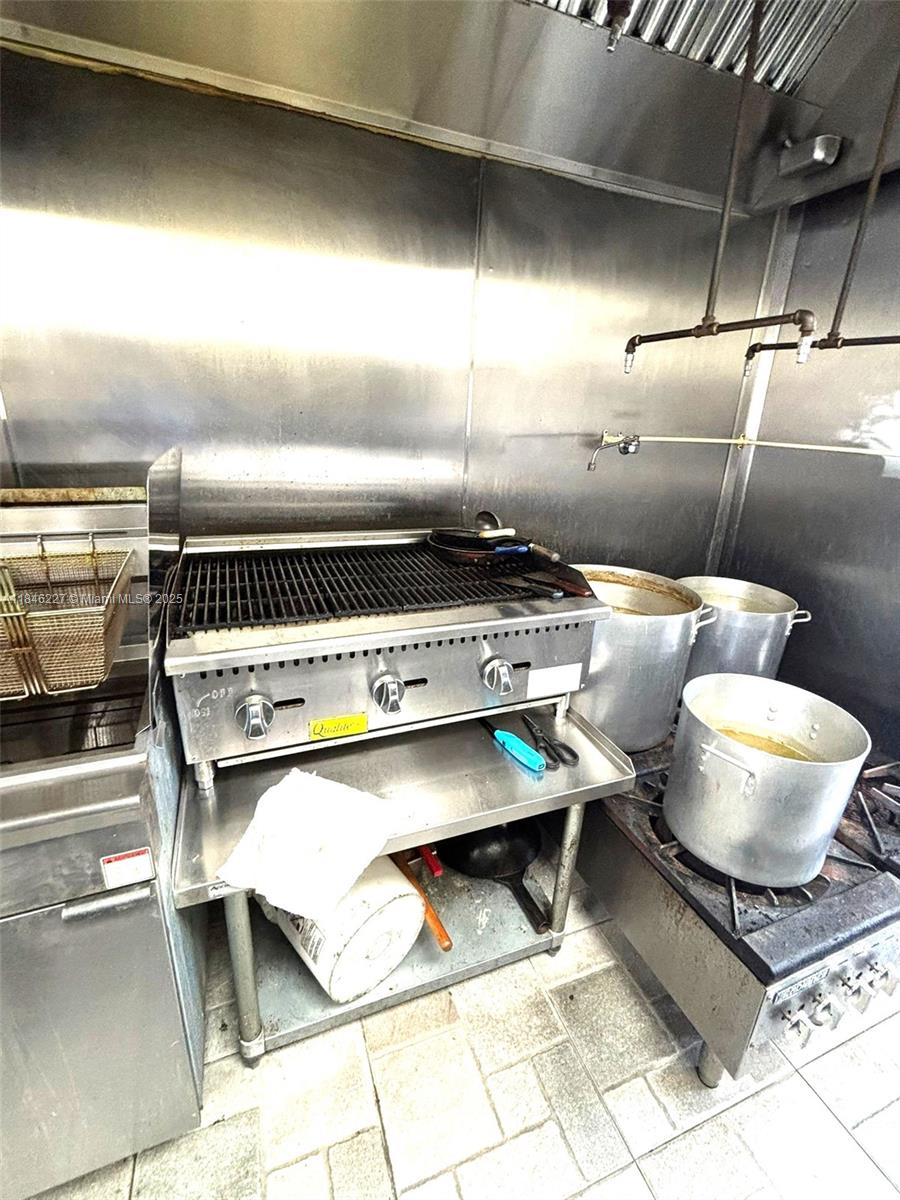 A11846227 Property Photo 19