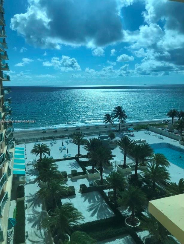 2501 S Ocean Dr 919 Property Photo 2