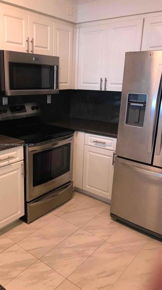 2501 S Ocean Dr 919 Property Photo 18