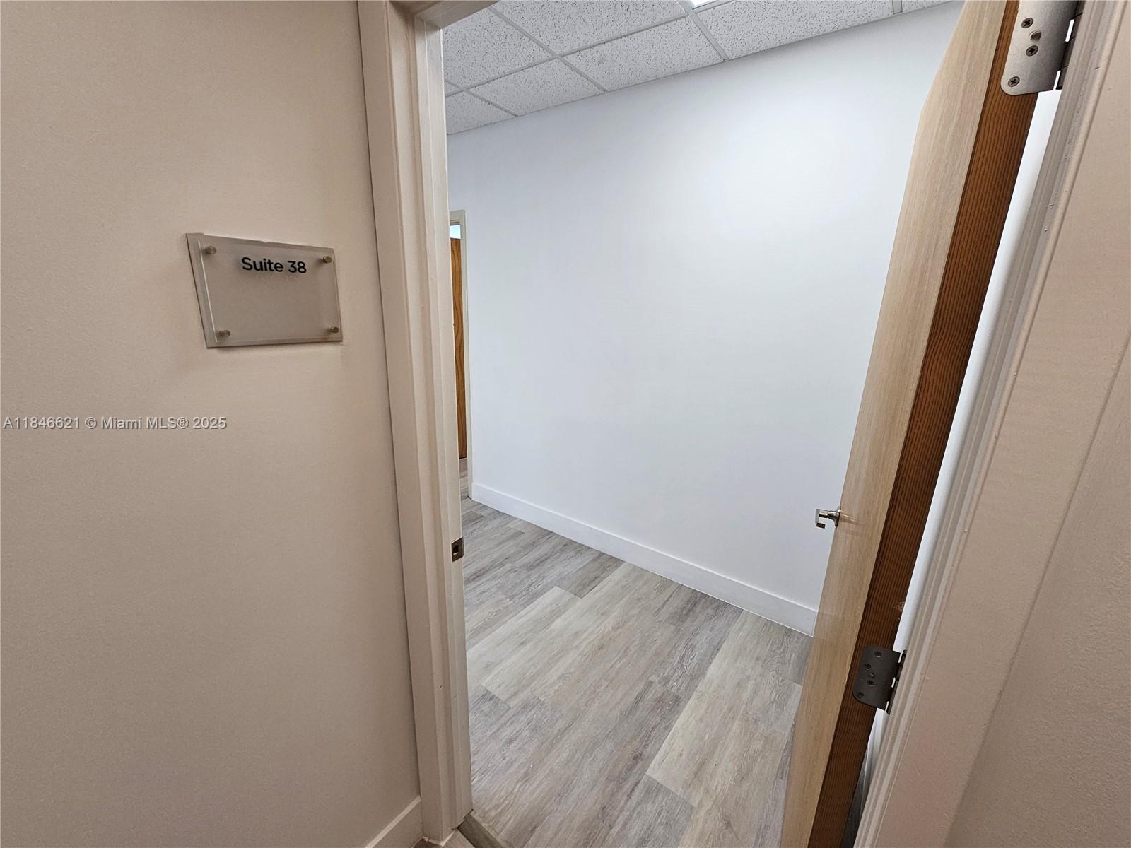 12550 Biscayne Blvd 800-11 Property Photo 2