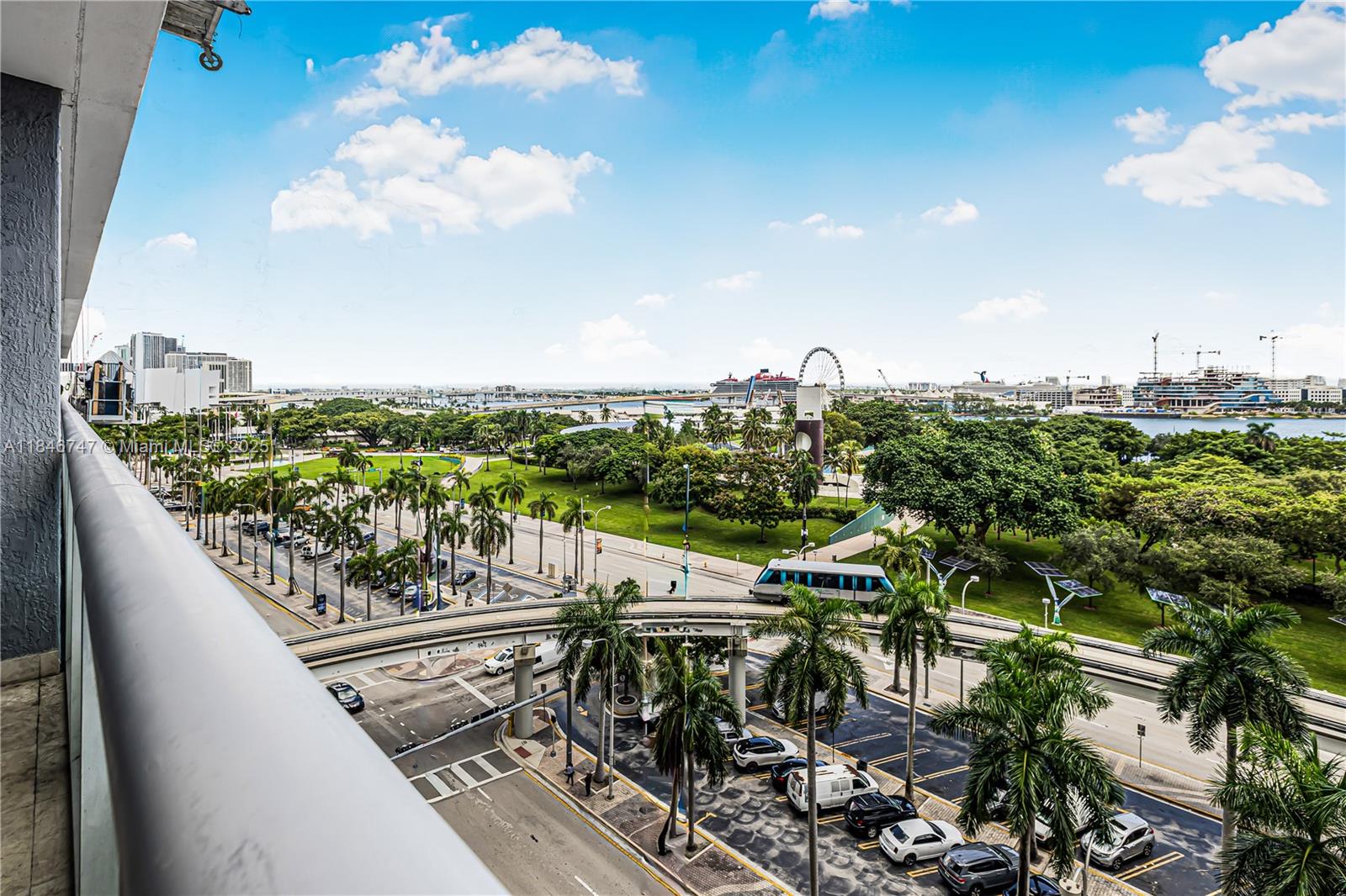 50 Biscayne Blvd 907 Property Photo 1