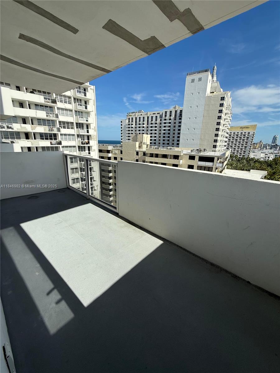 A11846982 Property Photo 35