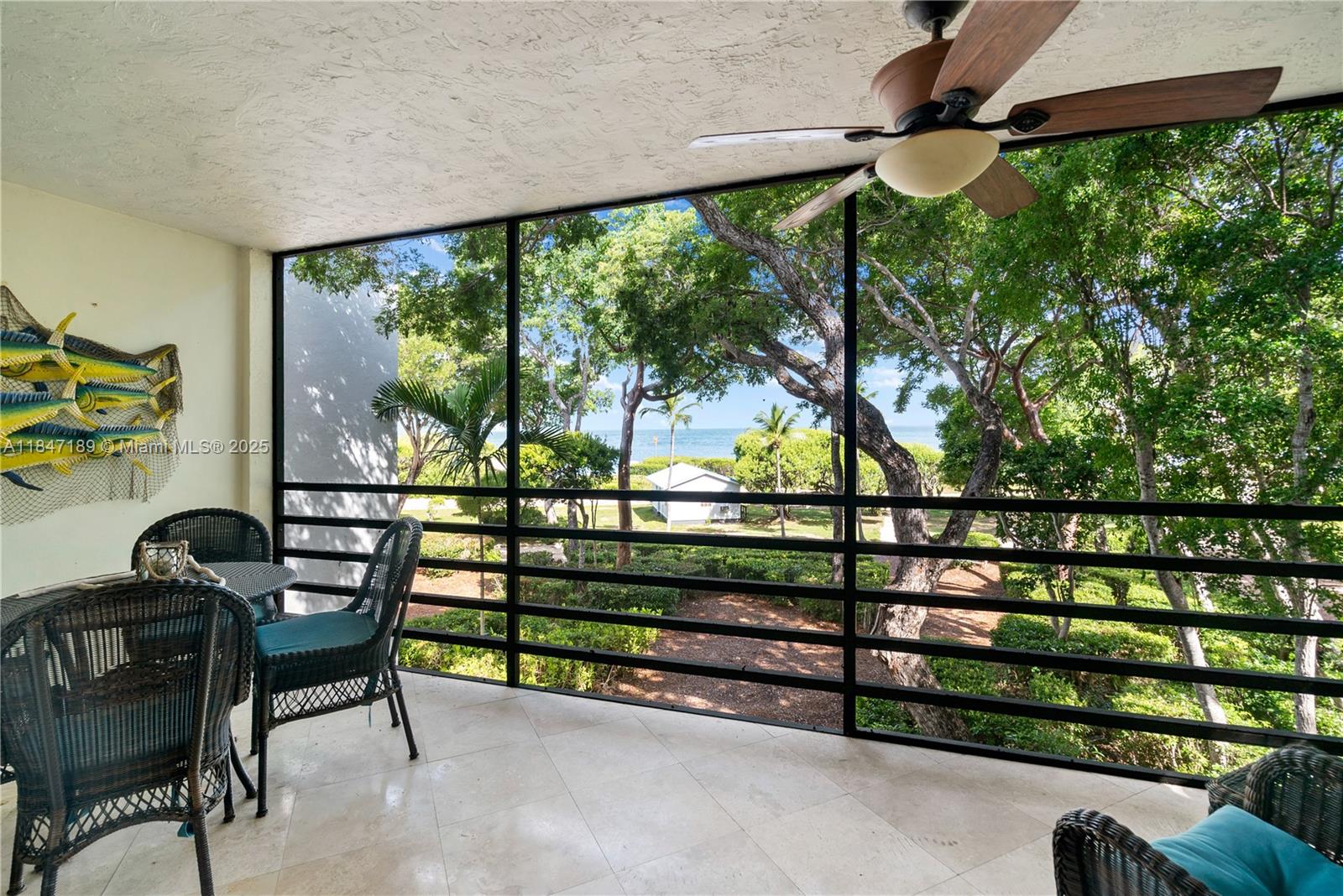 109 Sanctuary Dr Property Photo 1