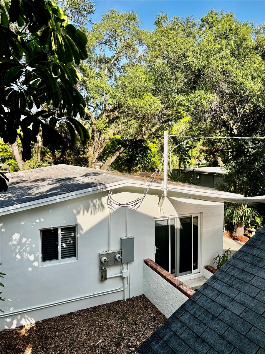 1601 Sw 20th Ave 1 Property Photo 5