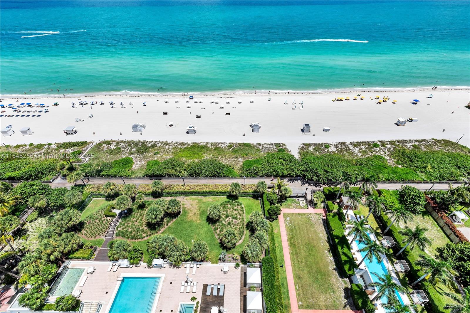 3737 Collins Ave Ph-1 Property Photo 2