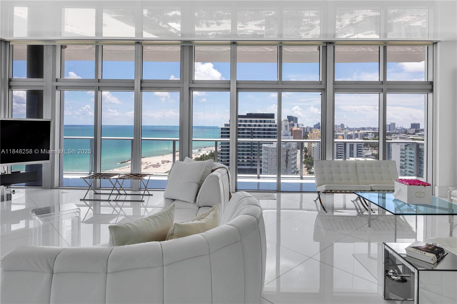 3737 Collins Ave Ph-1 Property Photo 5