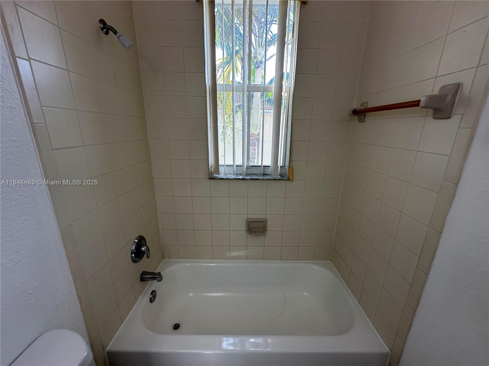 1568 Se 26th St 200 Property Photo 19