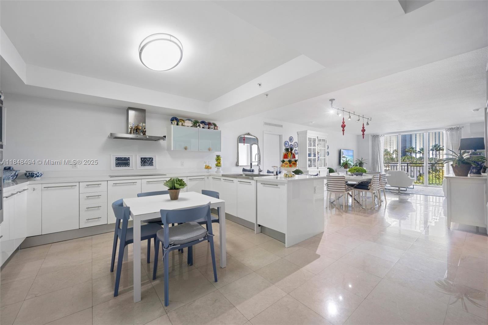 150 Sunny Isles Blvd Th301 Property Photo 8