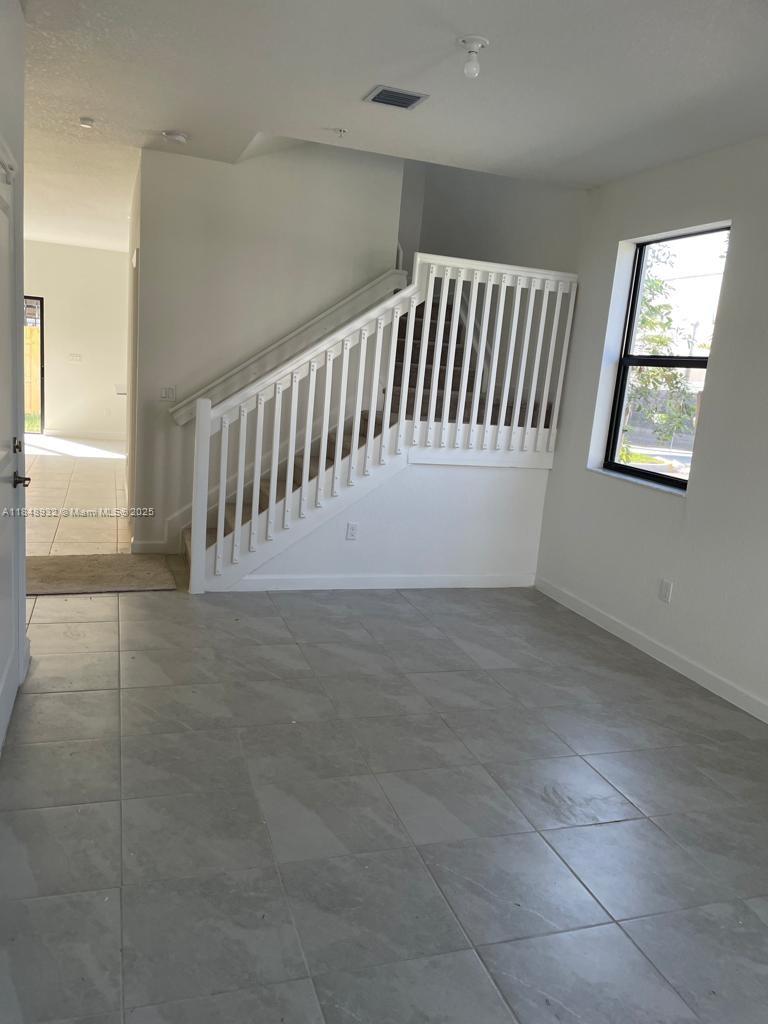 212 Sw 159th Ter 0 Property Photo 2