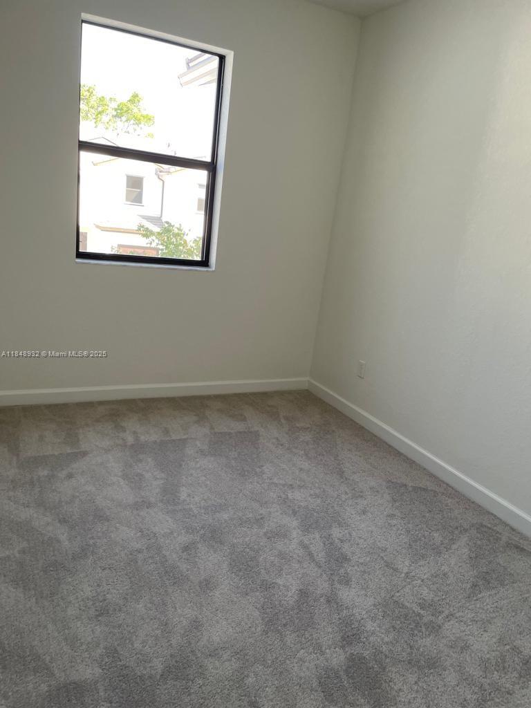 212 Sw 159th Ter 0 Property Photo 12