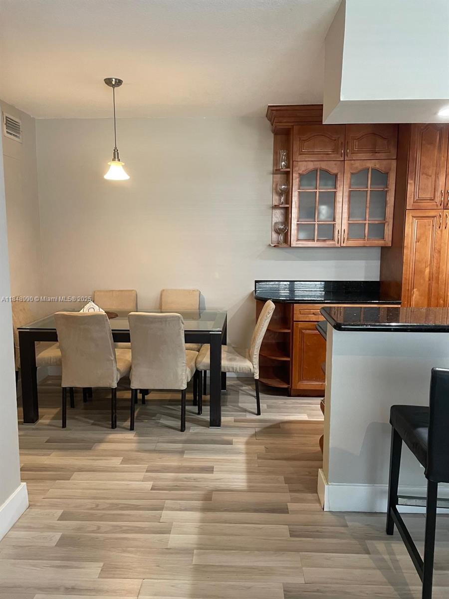 2200 S Ocean Dr N312 Property Photo 4