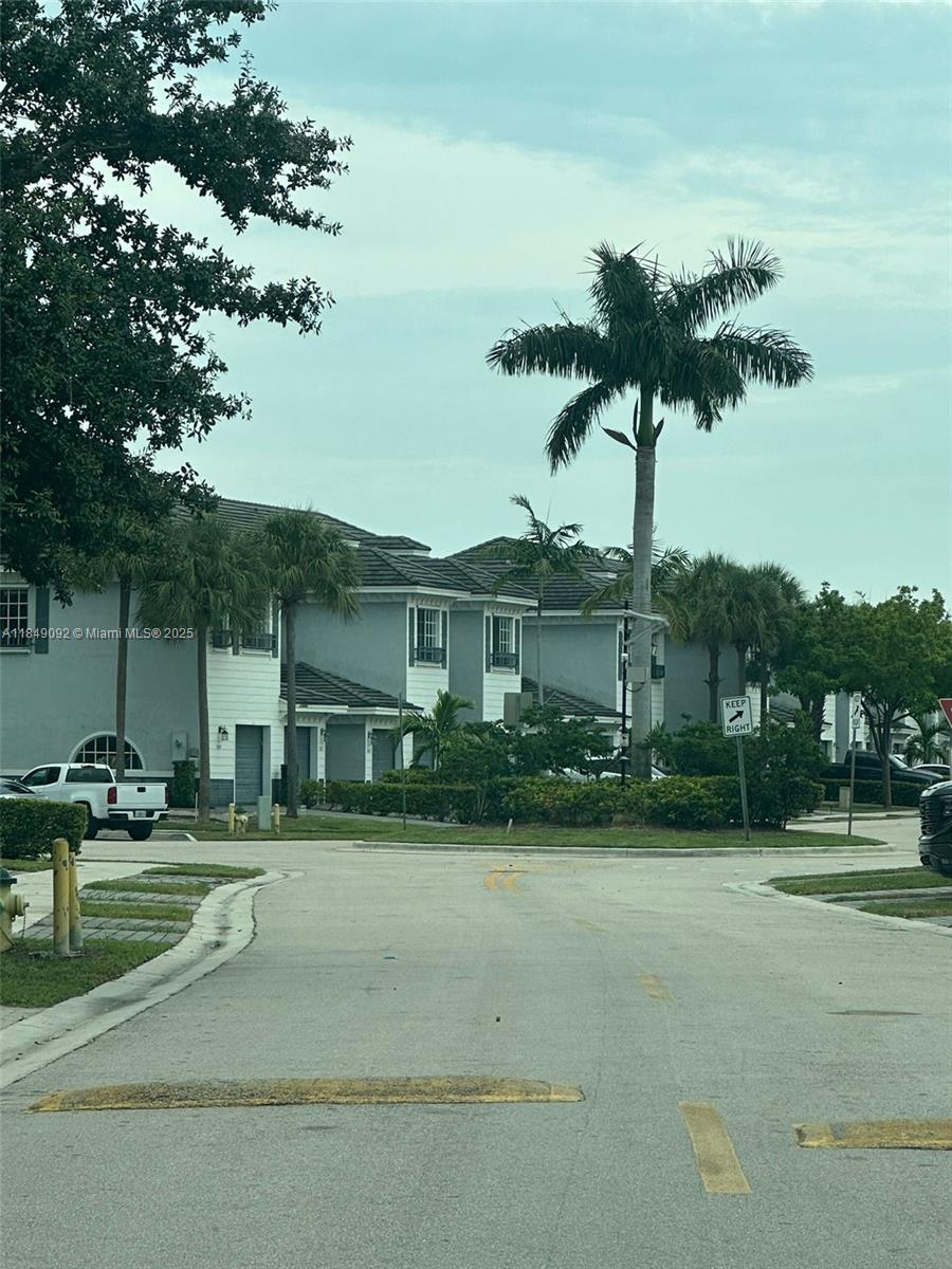 3593 Nw 13th St 3593 Property Photo 2