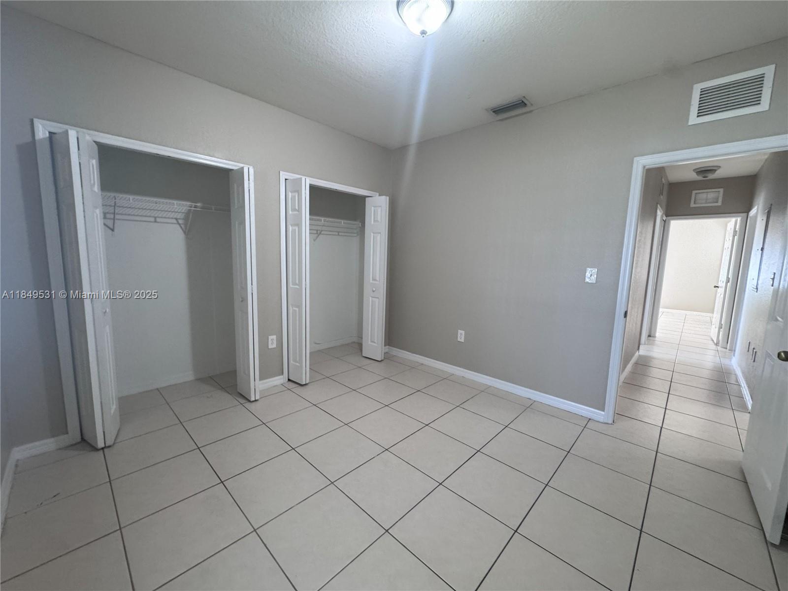 28407 Sw 131st Ct Property Photo 2