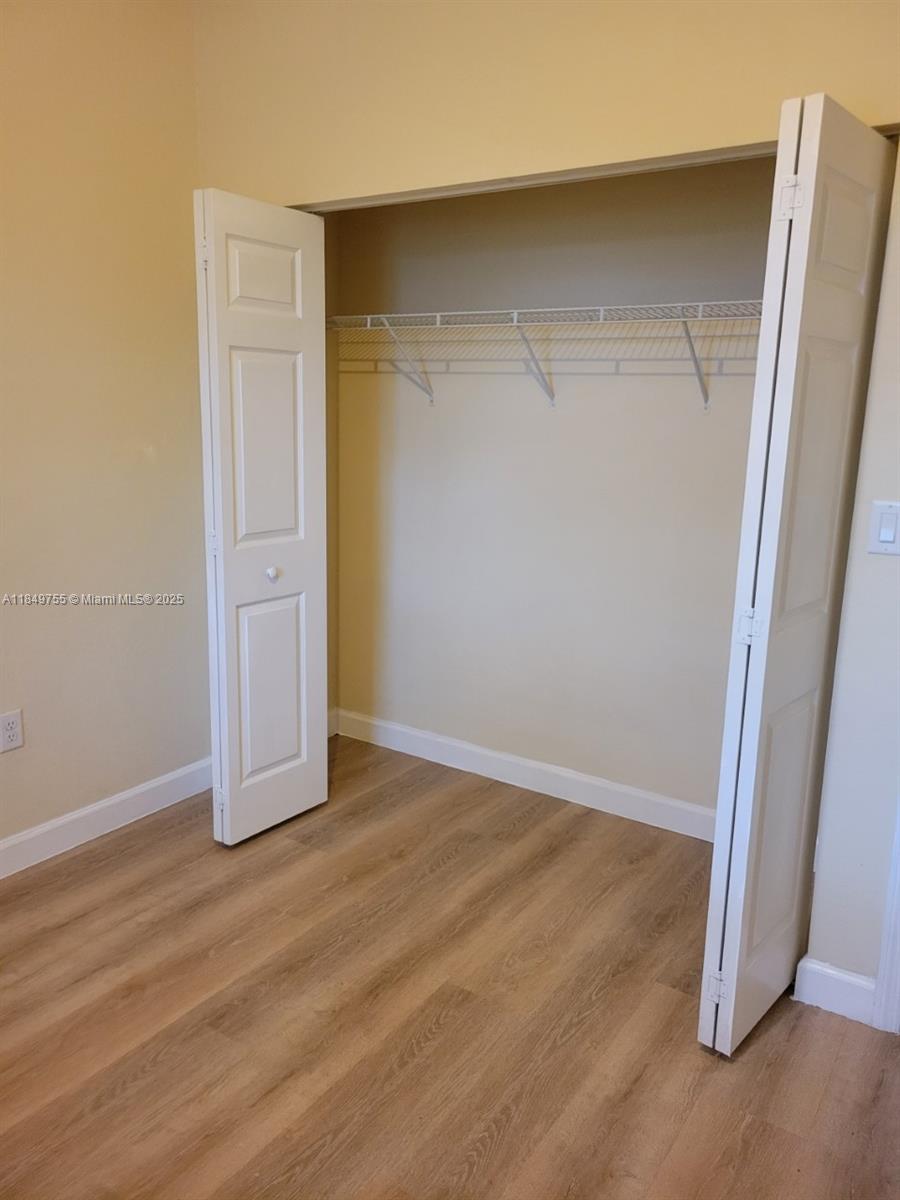 3223 Se 4th Ct Property Photo 19