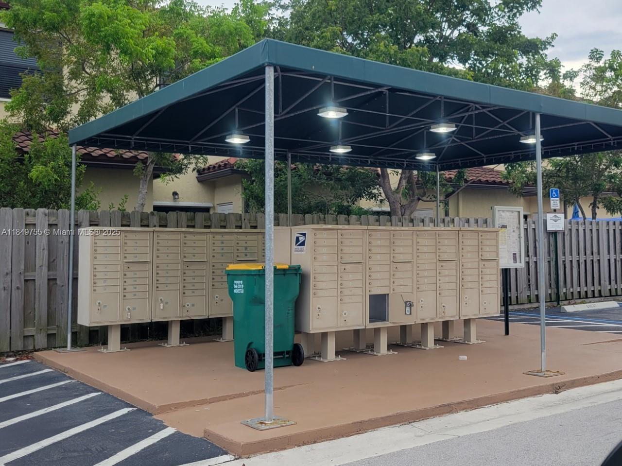 3223 Se 4th Ct Property Photo 30