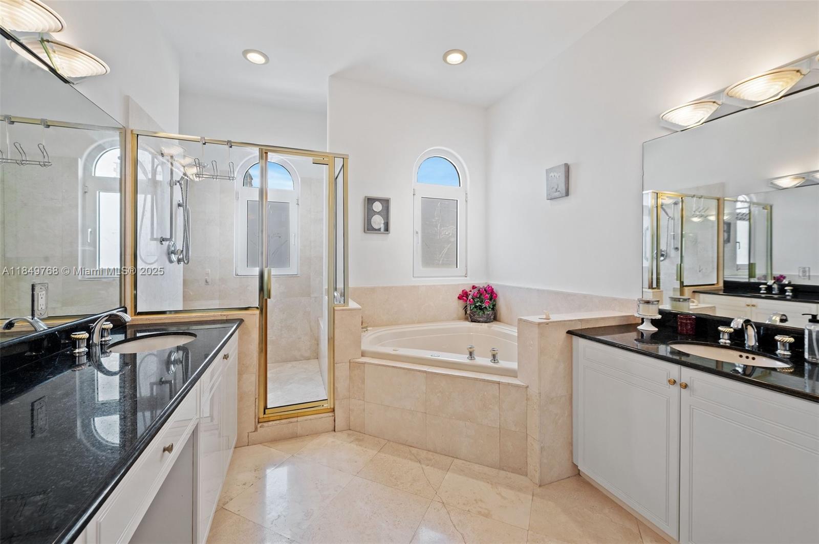 1784 Bay Dr 1784 Property Photo 23