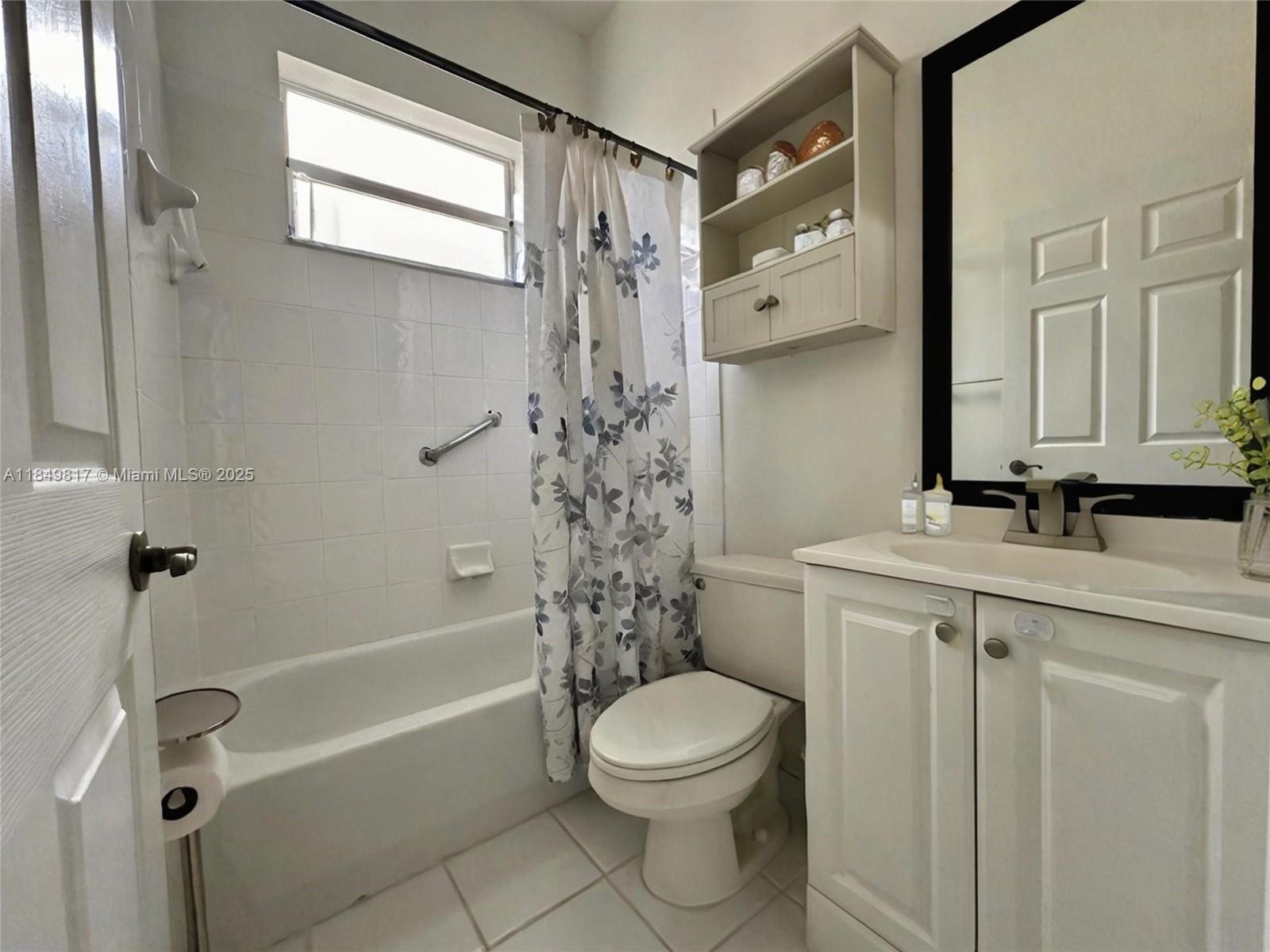 2340 Se 5th Ct Property Photo 18