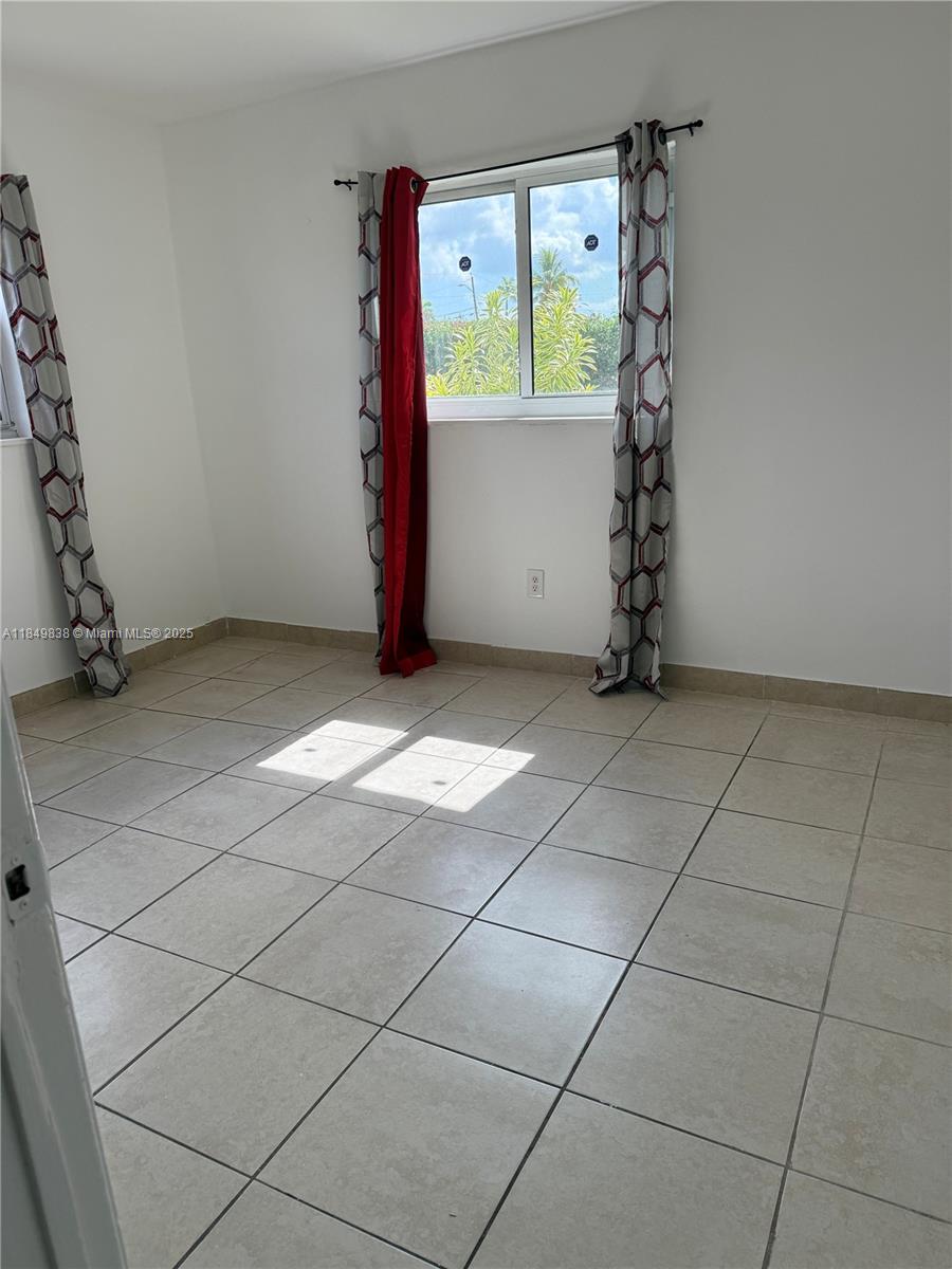 520 Sw Krome Ter 1 Property Photo 5