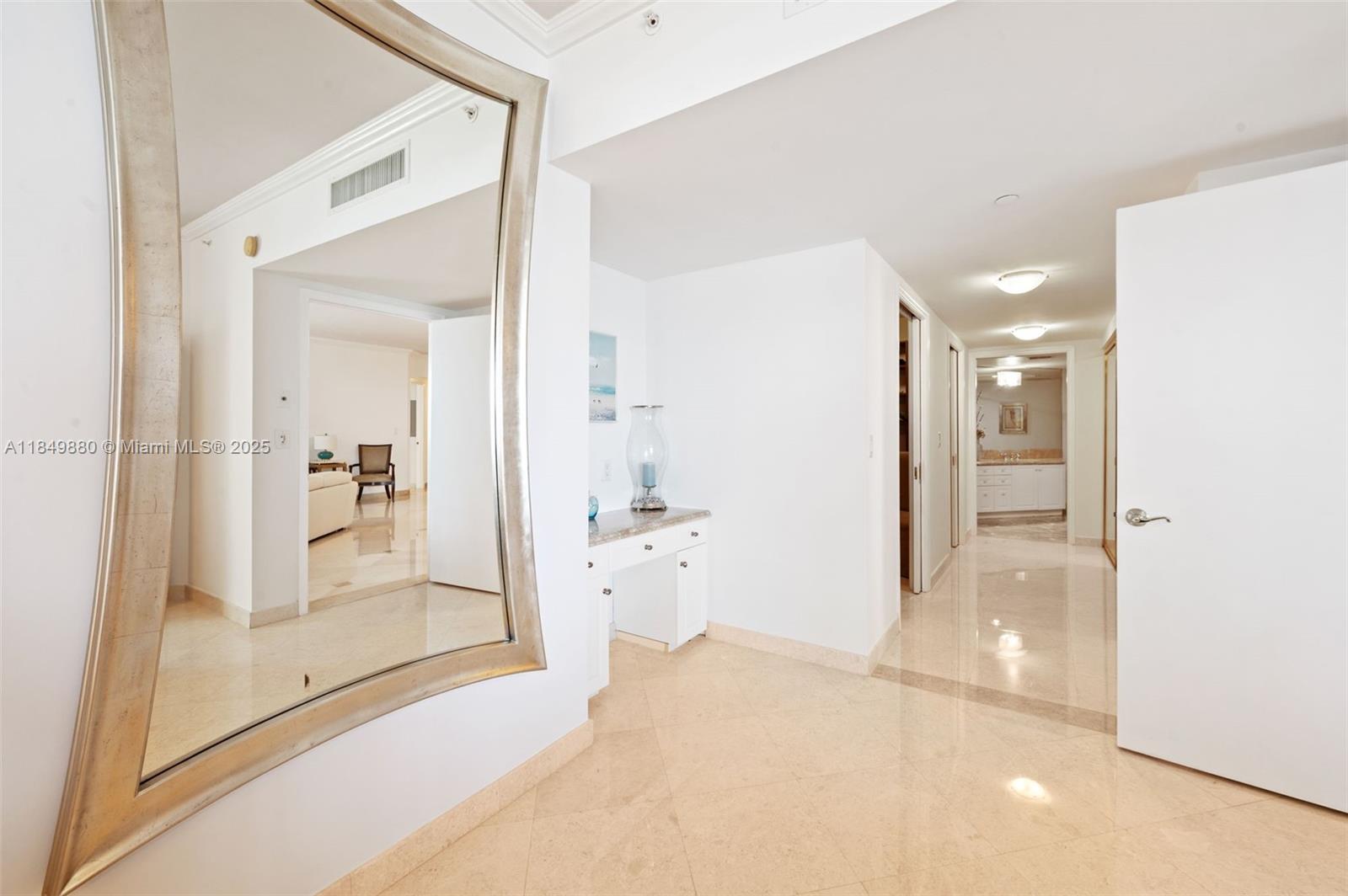 9595 Collins Ave N7-d Property Photo 14