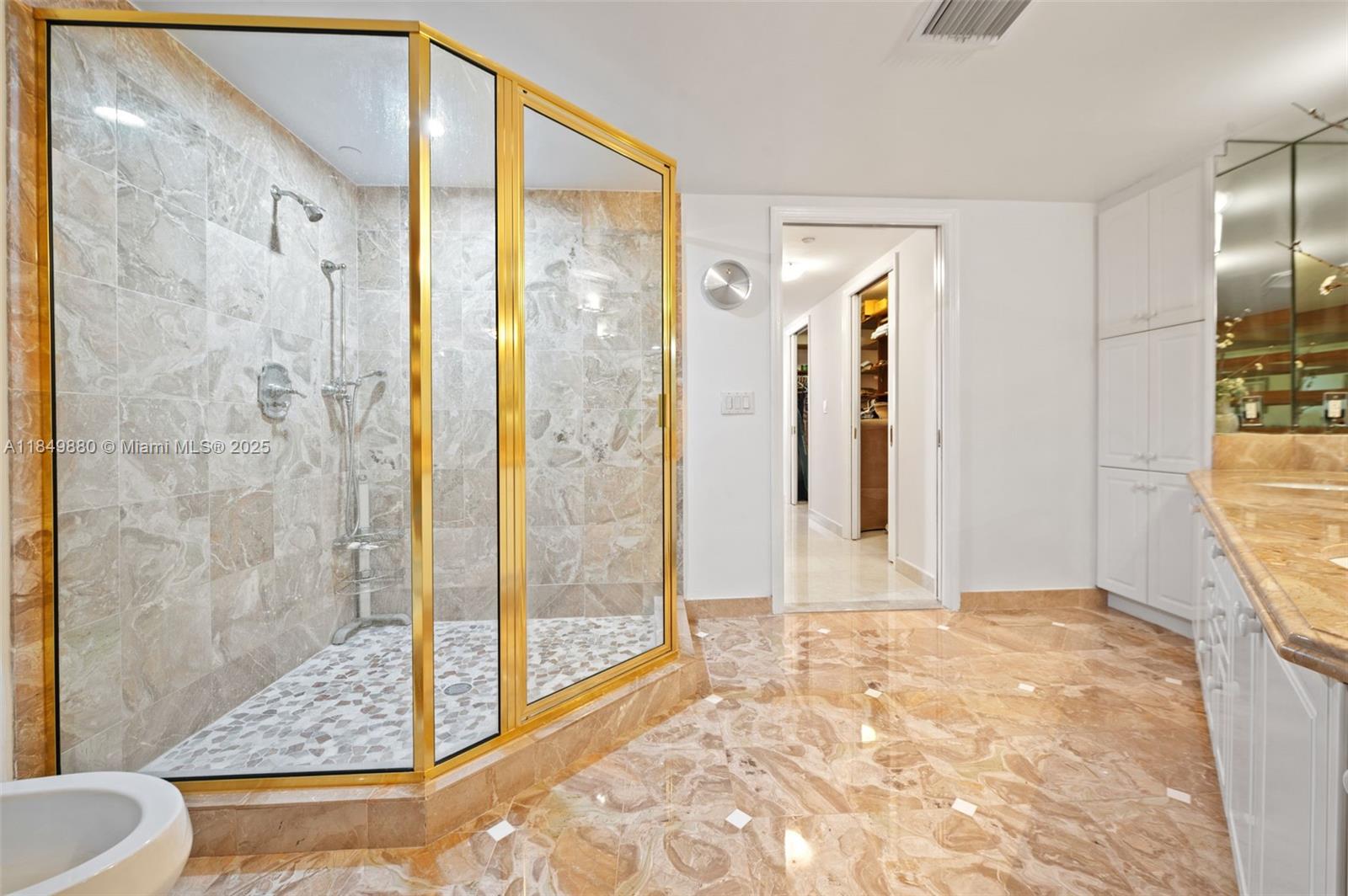 9595 Collins Ave N7-d Property Photo 25