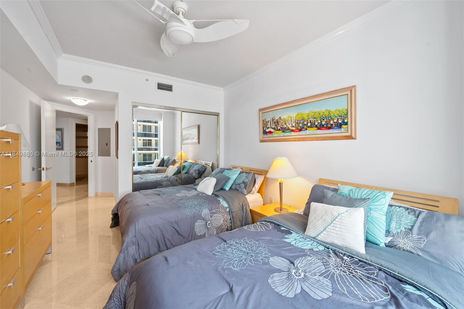 9595 Collins Ave N7-d Property Photo 27