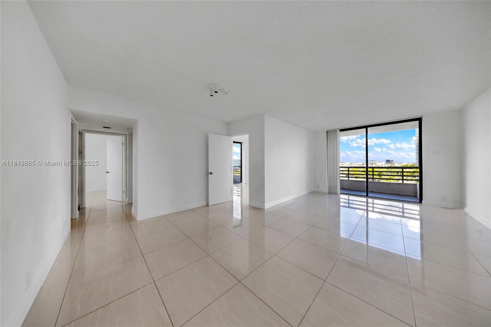 3300 NE 191st St 801 Property Photo 1