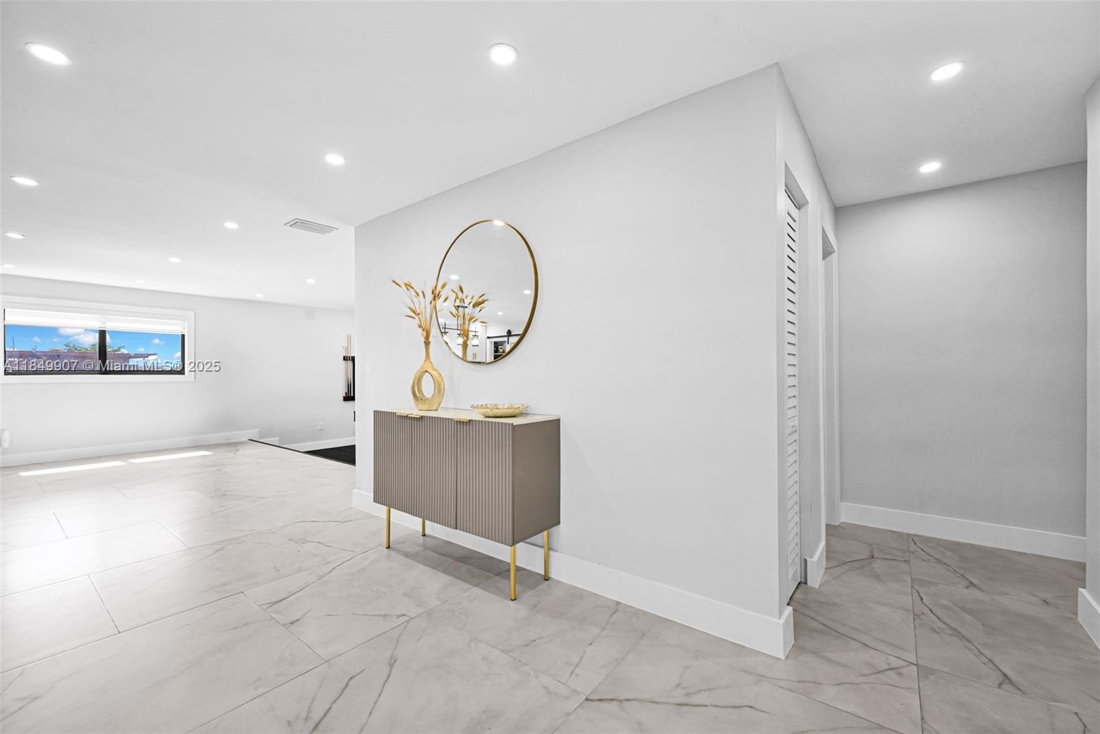 19777 Sw 334th St Property Photo 5