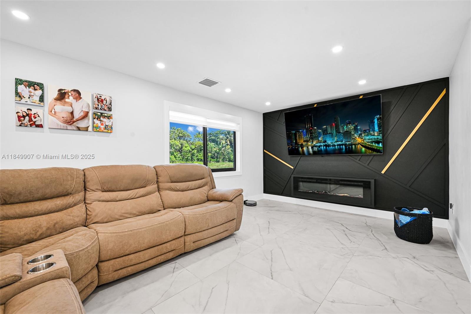 19777 Sw 334th St Property Photo 8