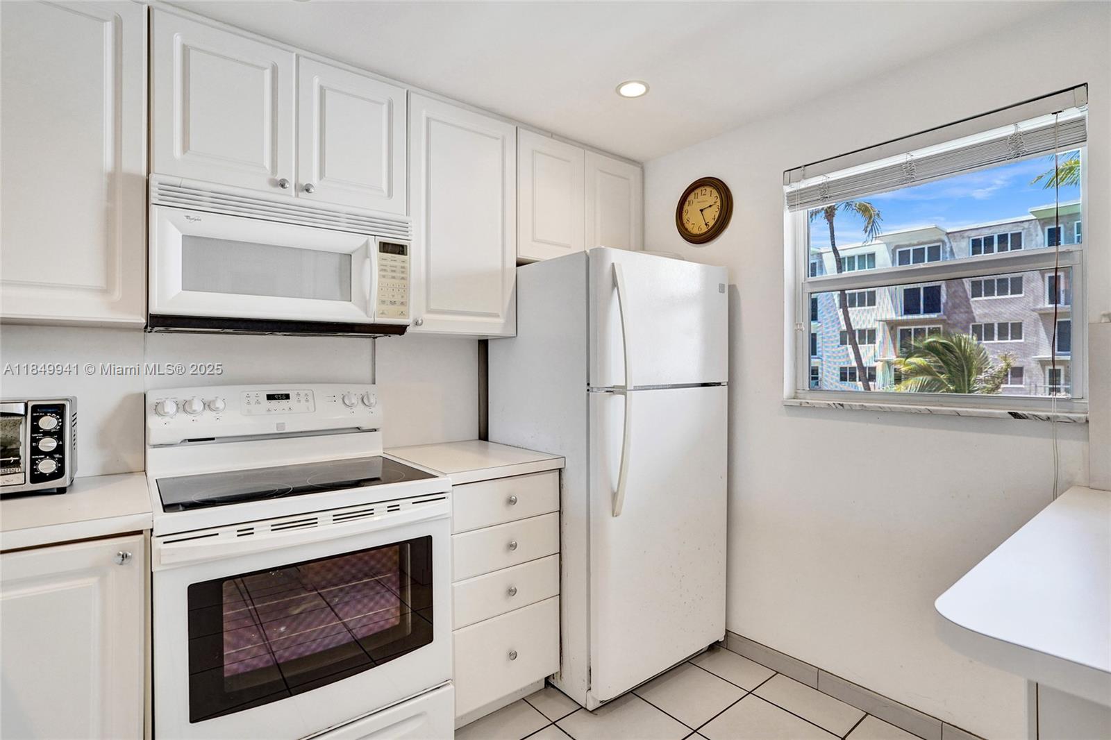 1770 S Ocean Blvd 203 Property Photo 20